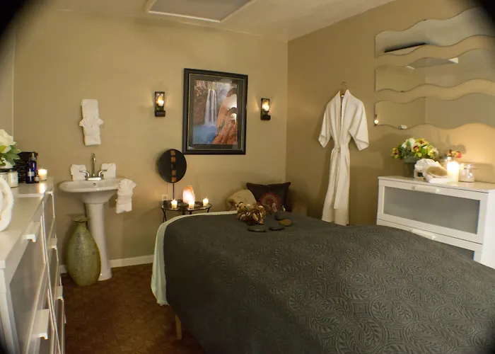 Getaways At Havasu Dunes Hotel