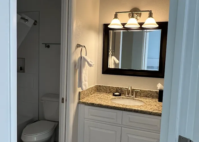 Hotel Getaways At Havasu Dunes