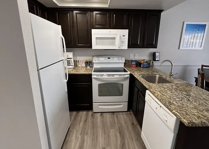 Hotel Getaways At Havasu Dunes