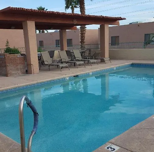 Getaways At Havasu Dunes Hotel